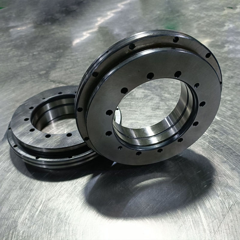 轉(zhuǎn)臺軸承裝配誤差看是小問題，影響大事情！