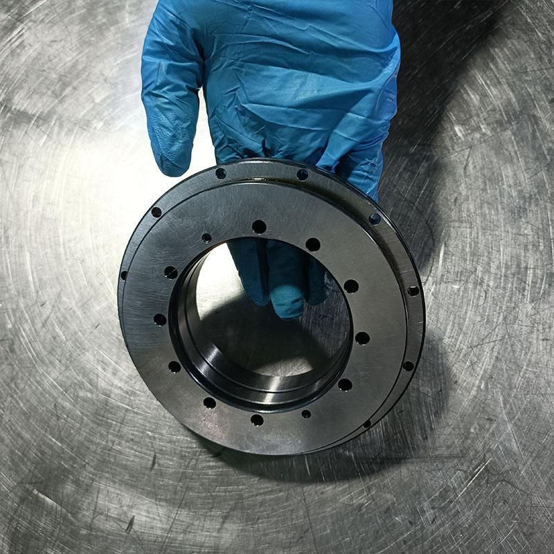 怎樣預(yù)防轉(zhuǎn)臺軸承過早損壞？詳解各種注意事項