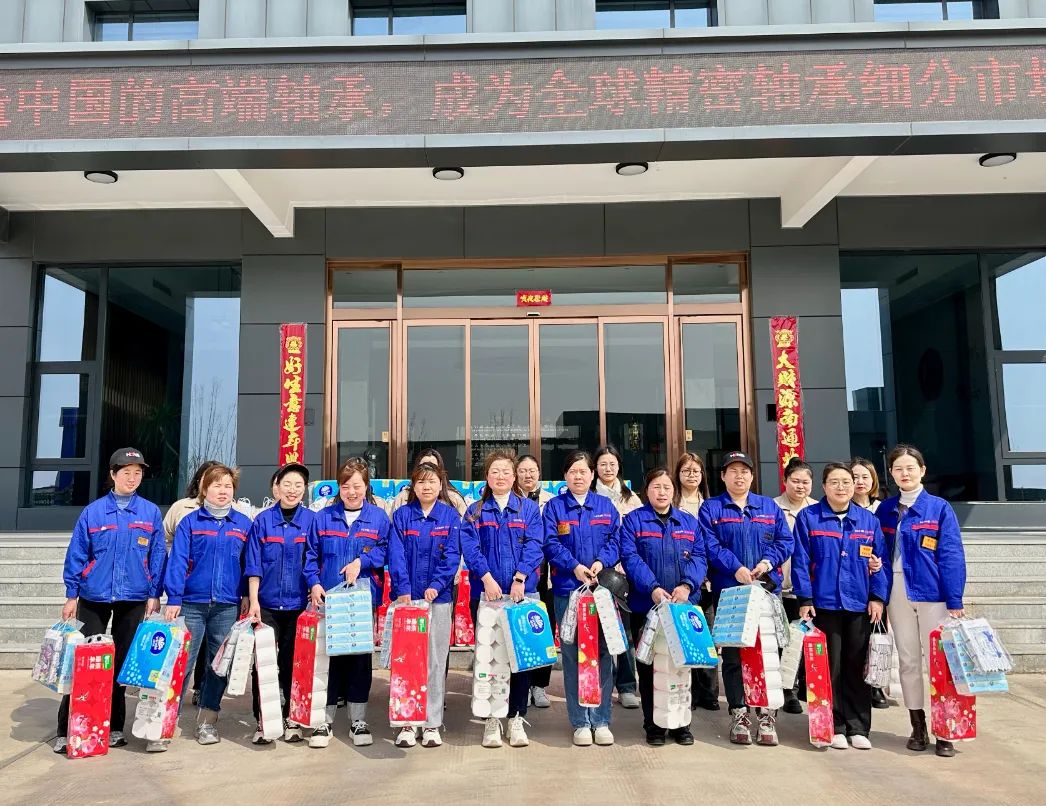 女性的力量 從不渺小一一鴻元的女神們節(jié)日快樂！