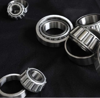 提高等截面薄壁軸承載荷能力的核心方法是什么？